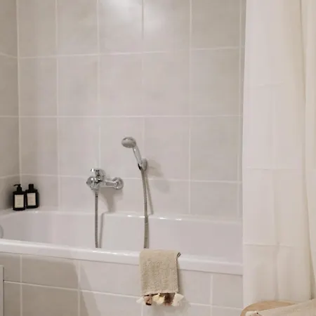 Lichtrijk In Apartamento